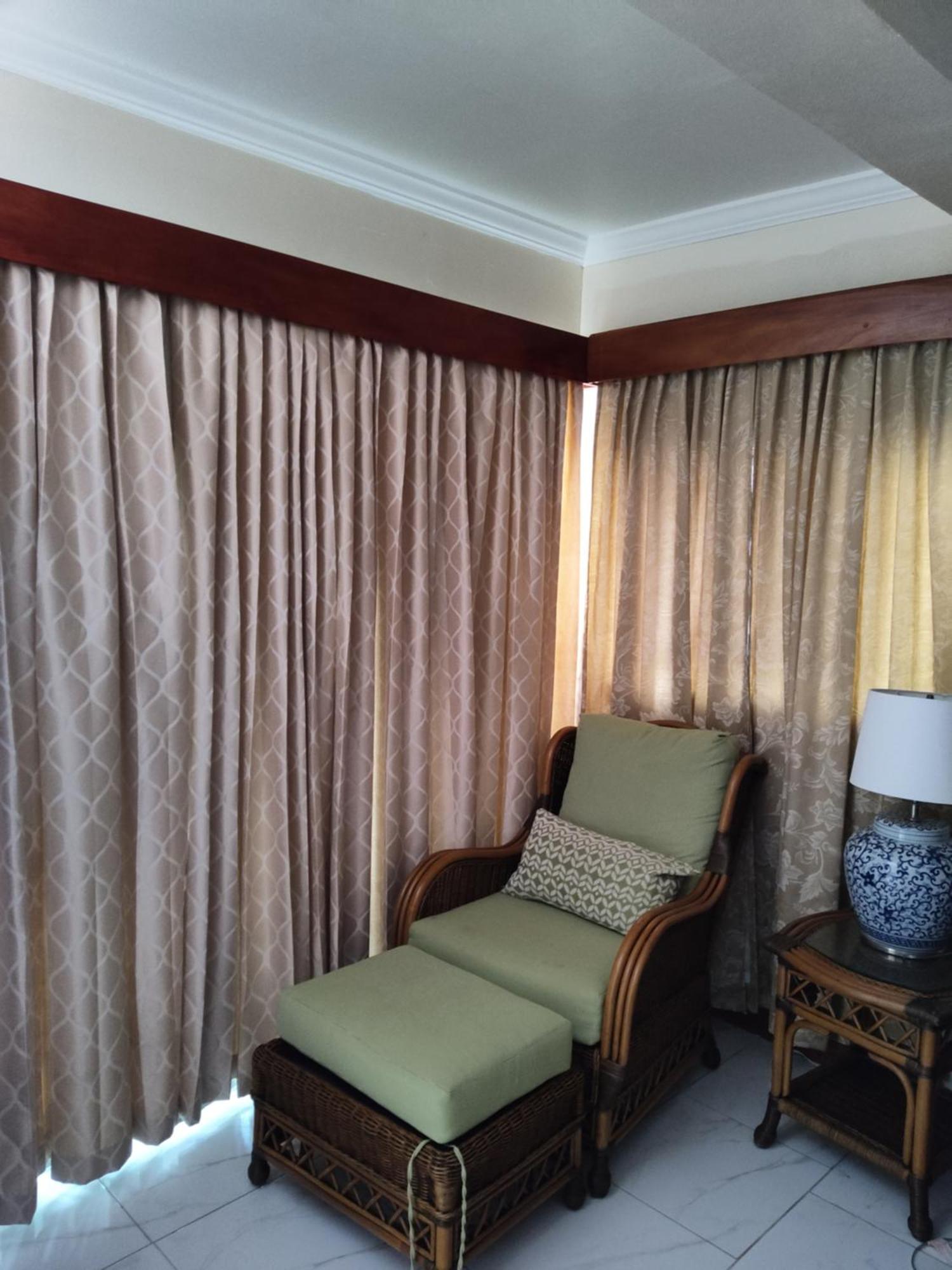 Rayon Hotel 네그릴 외부 사진
