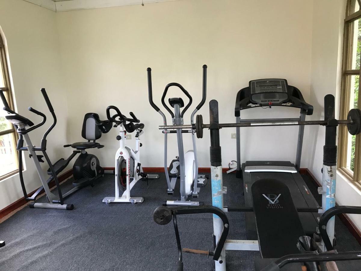 Rayon Hotel 네그릴 외부 사진